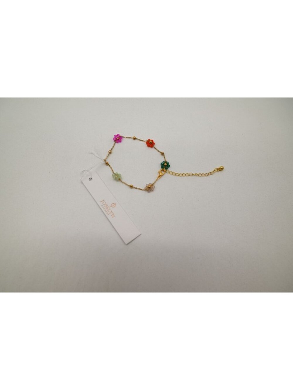 NWT Josslyn Summer Multi Beaded Flower Charm Bracelet Dainty Floral Gold Tone
